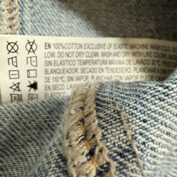 Forever 21 Blue Denim Printed Tube Top Cherry Y2K Medium Light - Picture 6 of 8